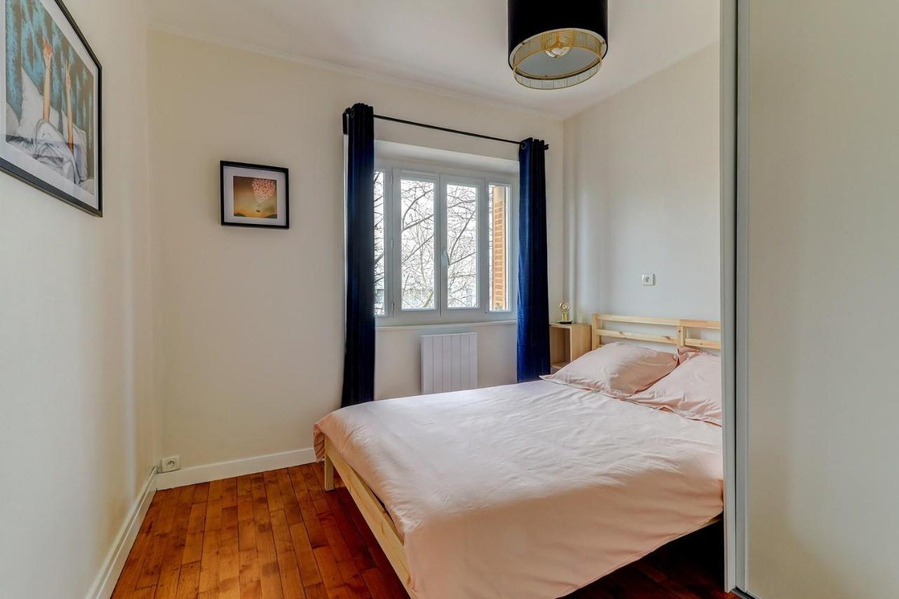 Ferienwohnung Le Contemporain ~ Balcon ~ Parking Dijon Exterior foto