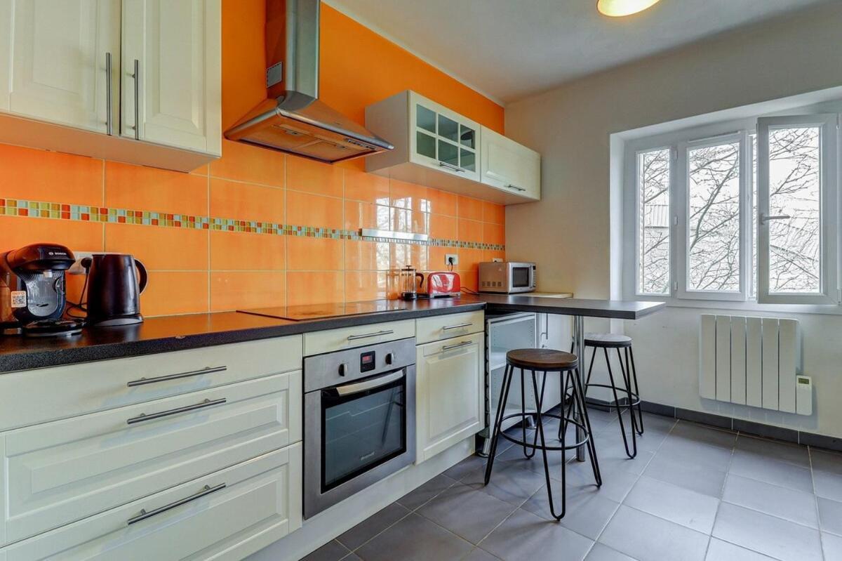 Ferienwohnung Le Contemporain ~ Balcon ~ Parking Dijon Exterior foto